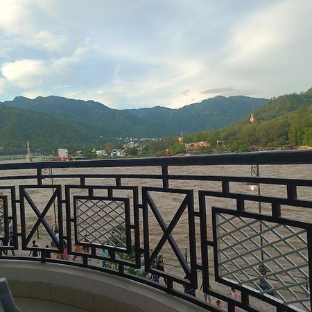 Hotel Prasanna Inn Rishīkesh Dış mekan fotoğraf