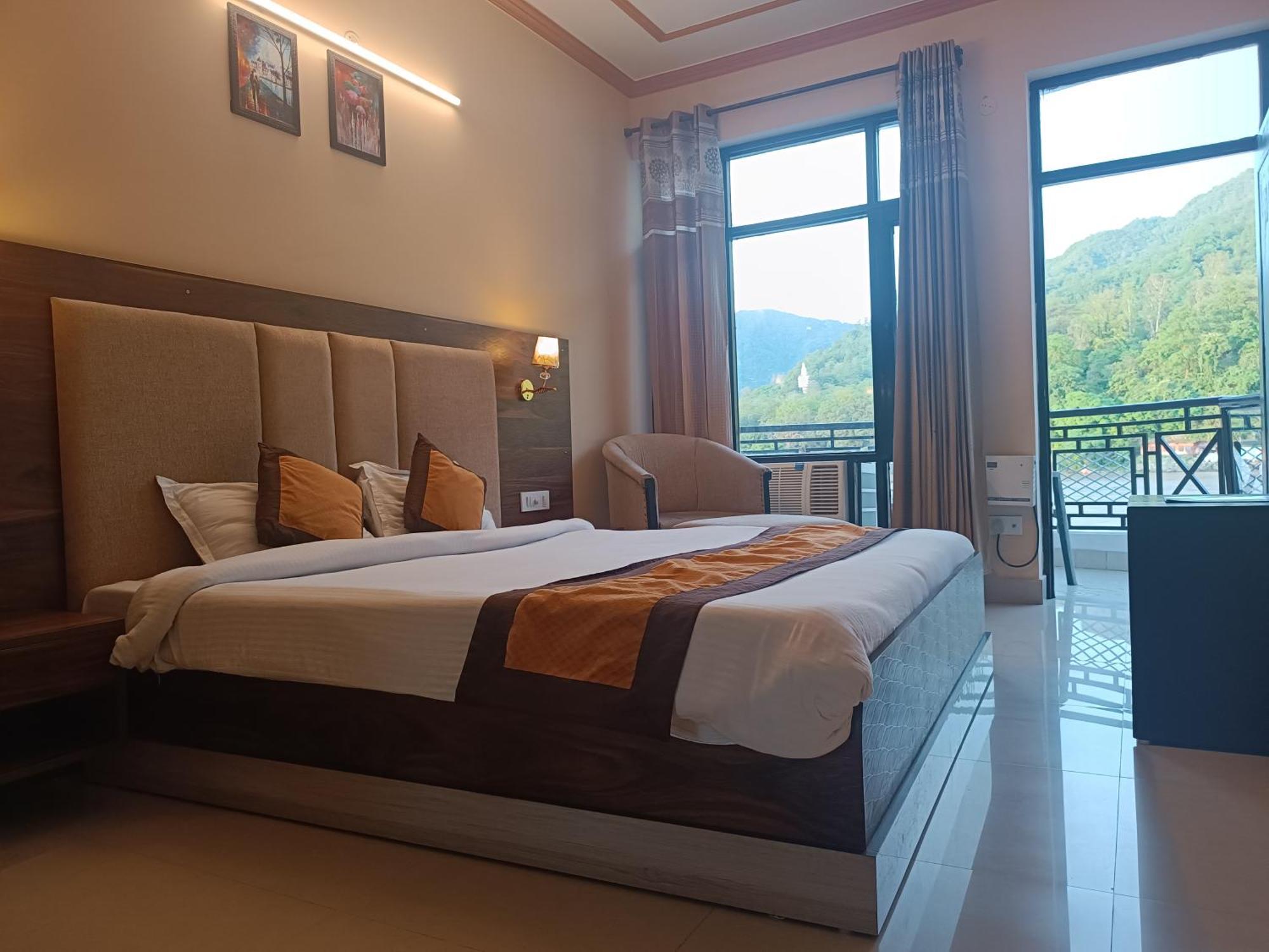 Hotel Prasanna Inn Rishīkesh Dış mekan fotoğraf