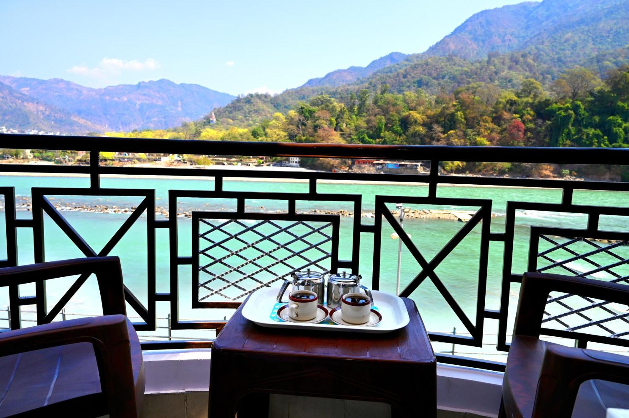 Hotel Prasanna Inn Rishīkesh Dış mekan fotoğraf